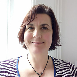 Photo of Dr. Laura Sanger